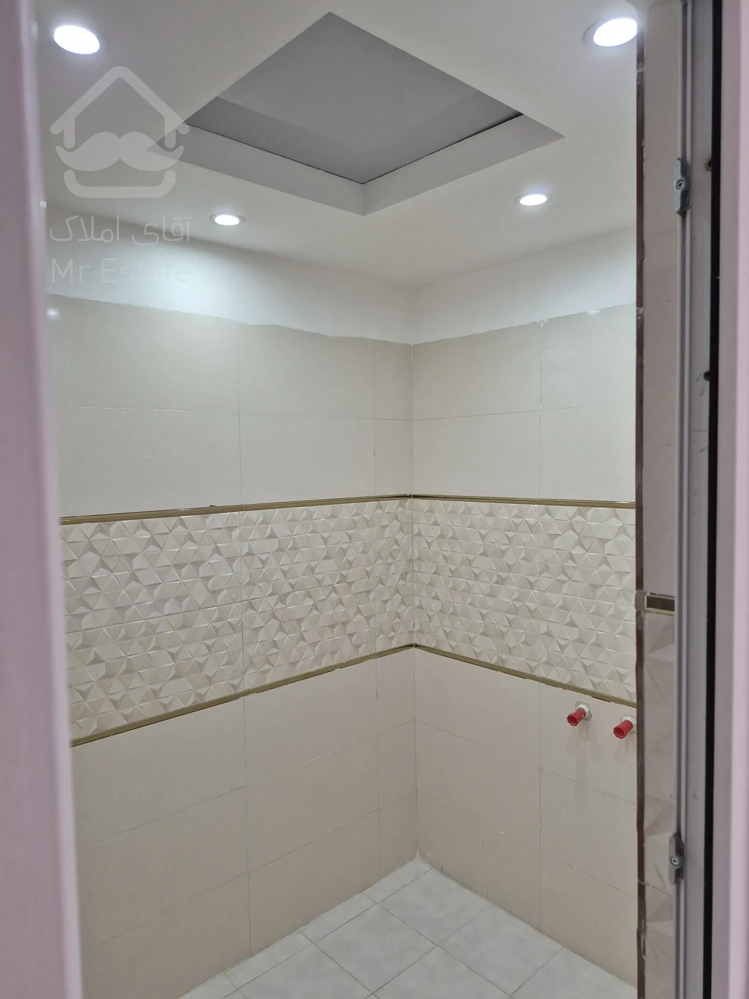 فروش آپارتمان ۱۶۳ متری در شهرک اُرکیده