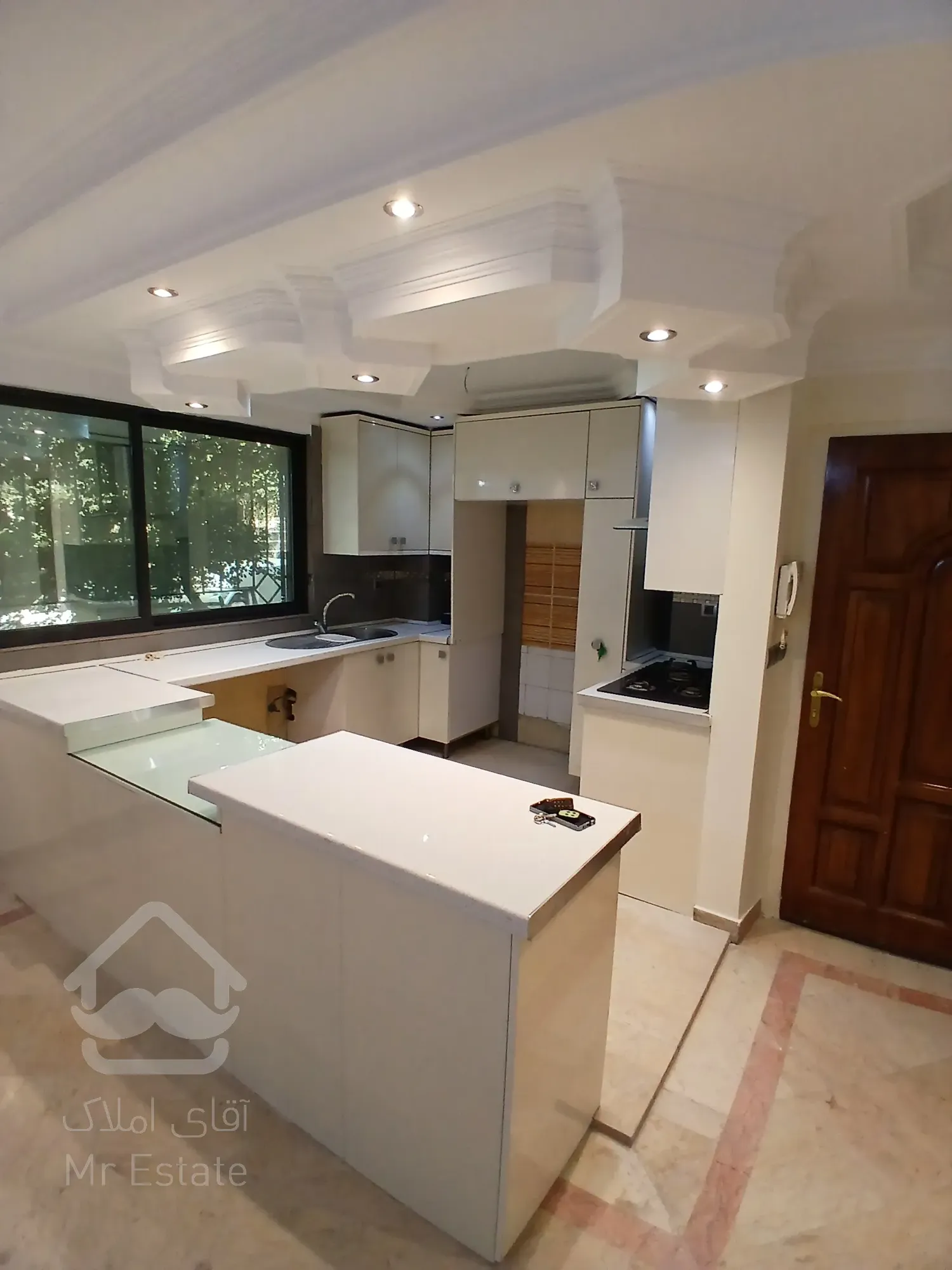 فروش۸۲متر هروی ساقدوش