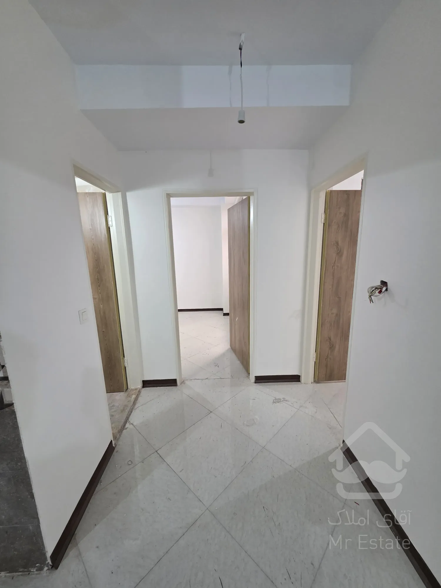 82 متر ۲ خواب، نوساز کلید نخورده، ۱۳ ابان