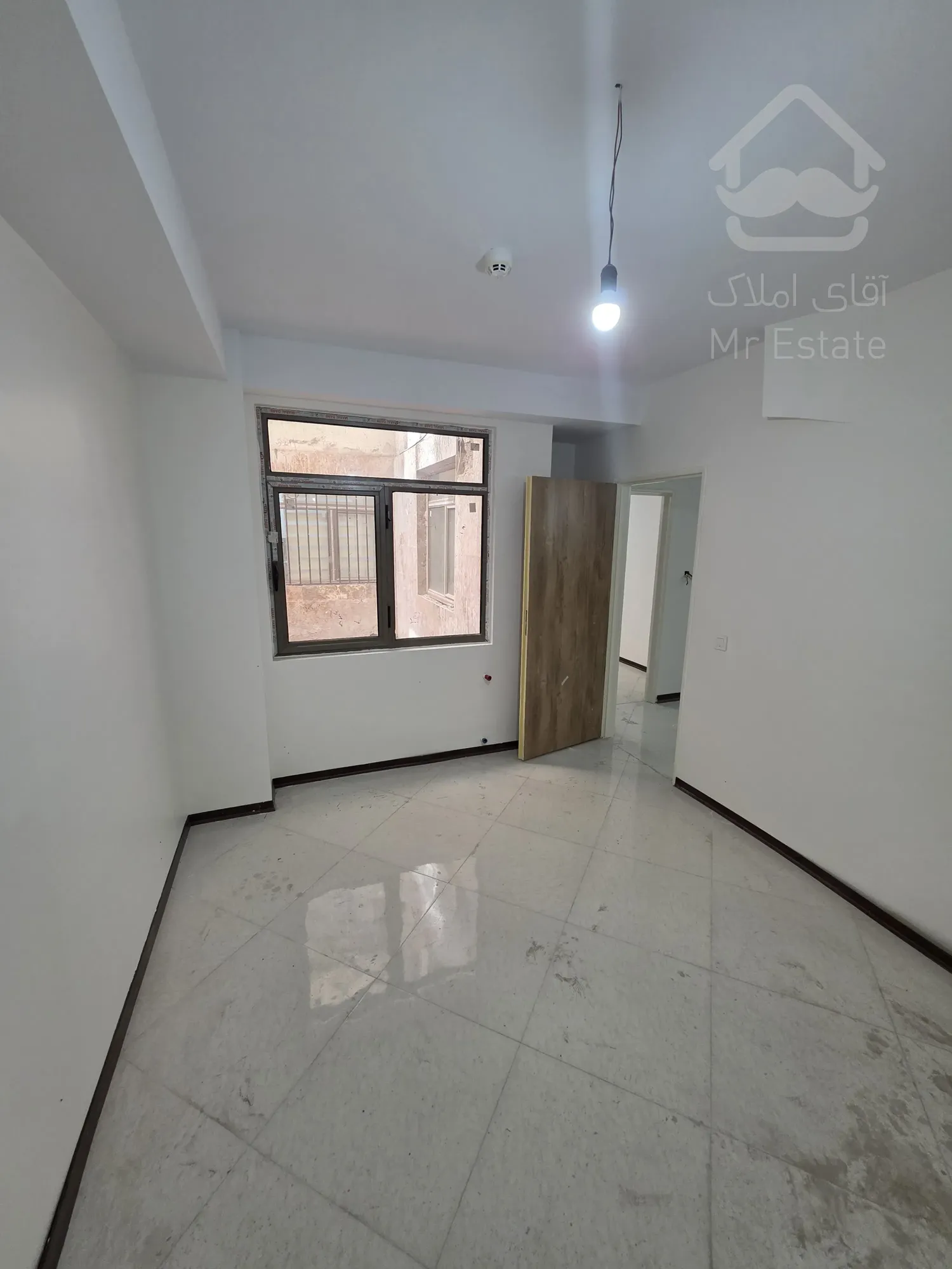 82 متر ۲ خواب، نوساز کلید نخورده، ۱۳ ابان