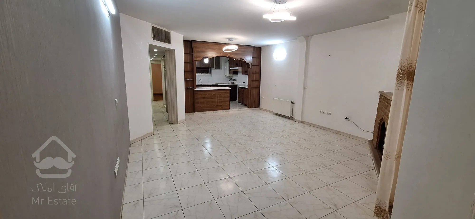 فروش واحد دو خوابه 127 متری در بلوار گلستان / معزی