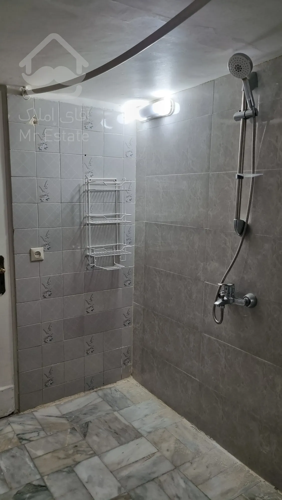 تهرانپارس غربی دو خوابه ۱۵۰ متر