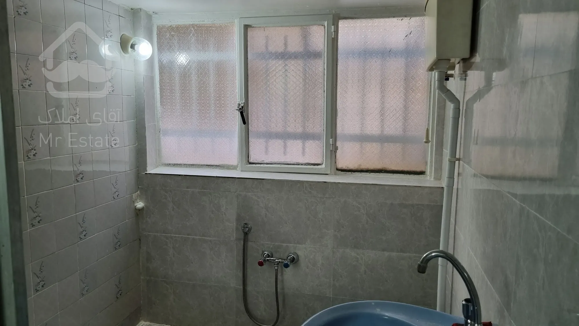 تهرانپارس غربی دو خوابه ۱۵۰ متر