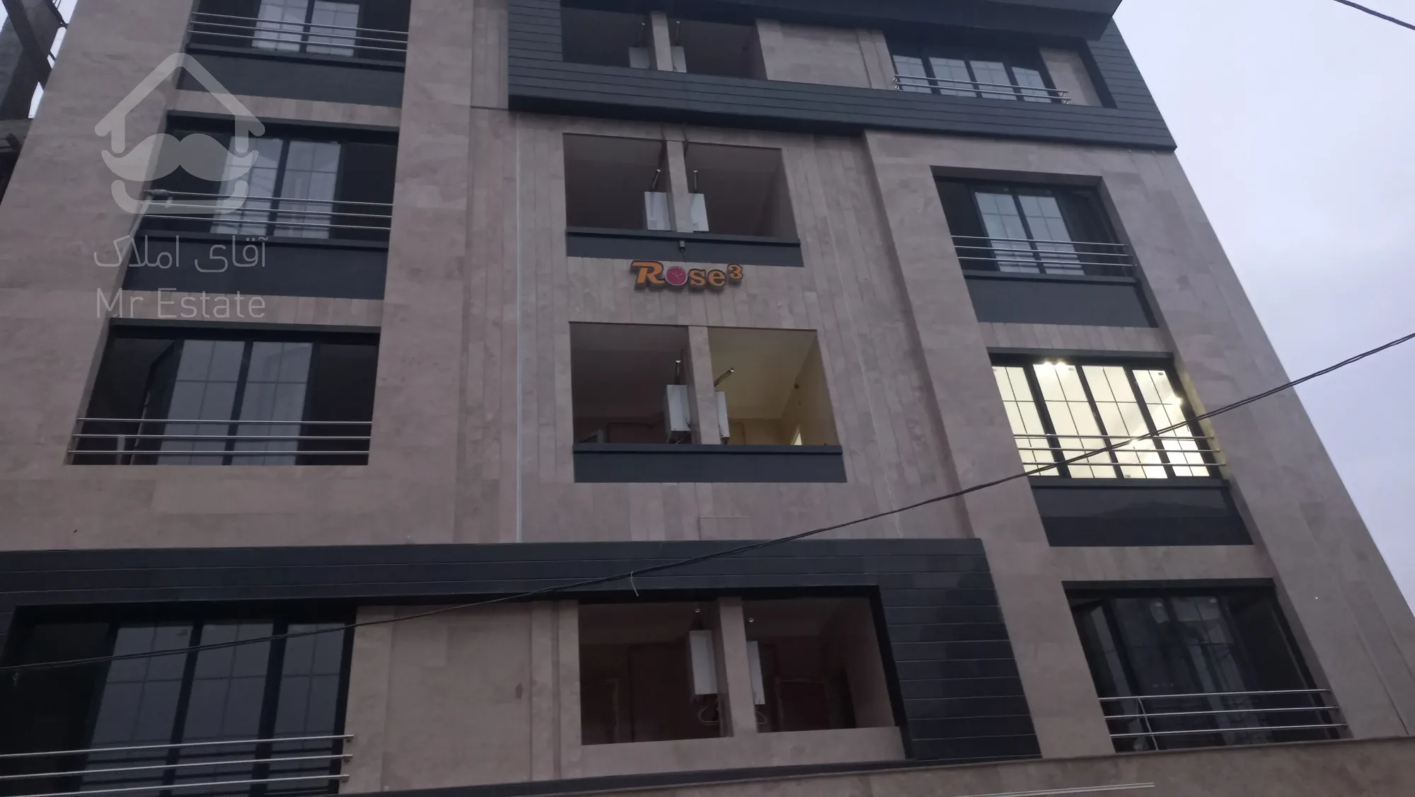 اپارتمان . پنت هاس