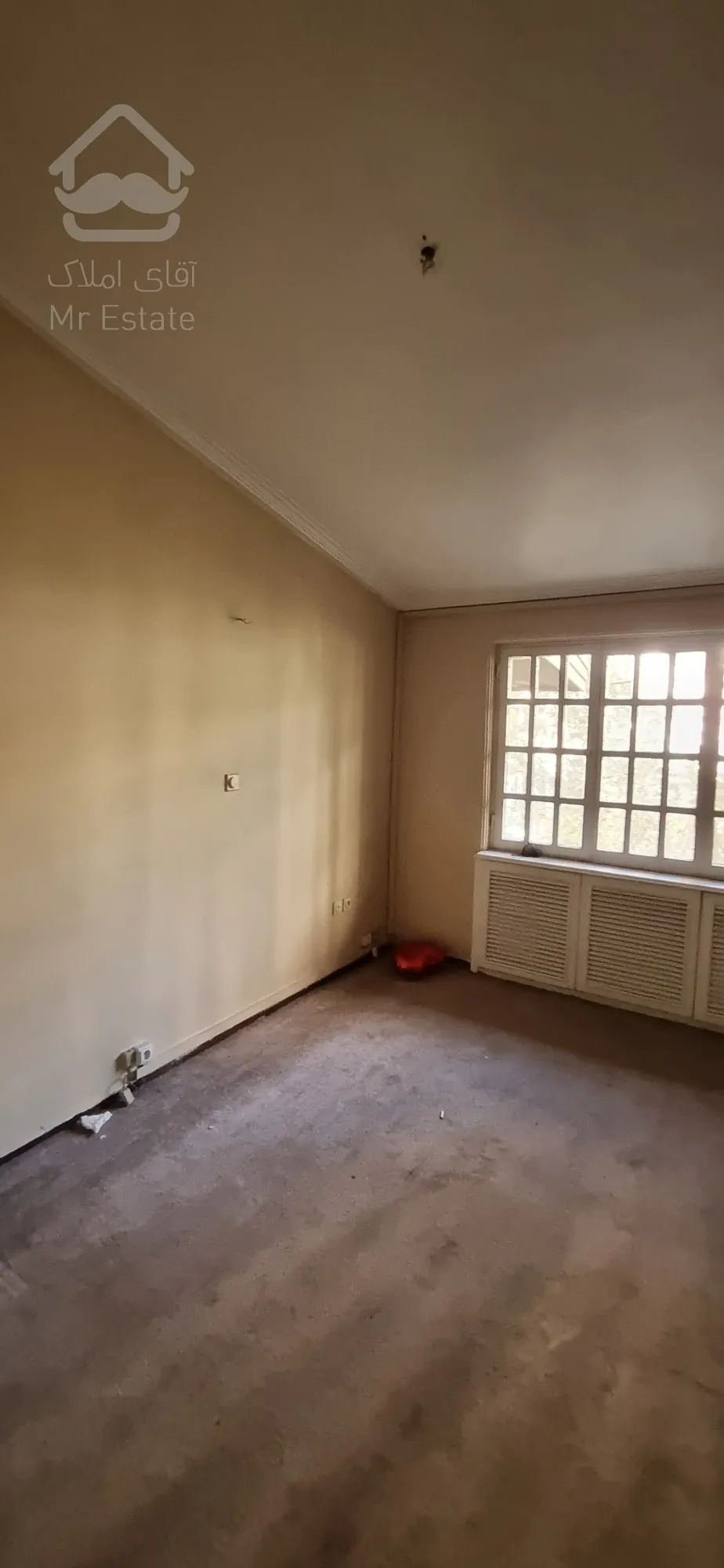 موقعیت اداری ویلایی ۶۰۰ متری