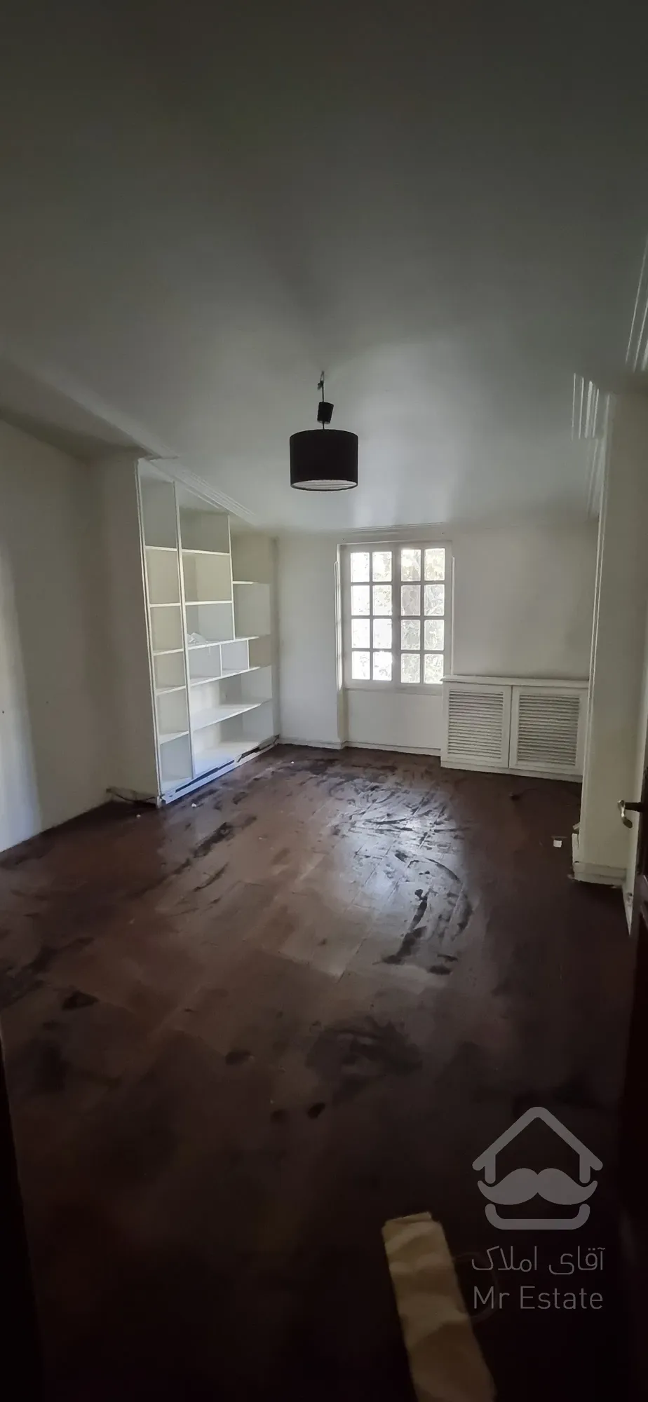 موقعیت اداری ویلایی ۶۰۰ متری