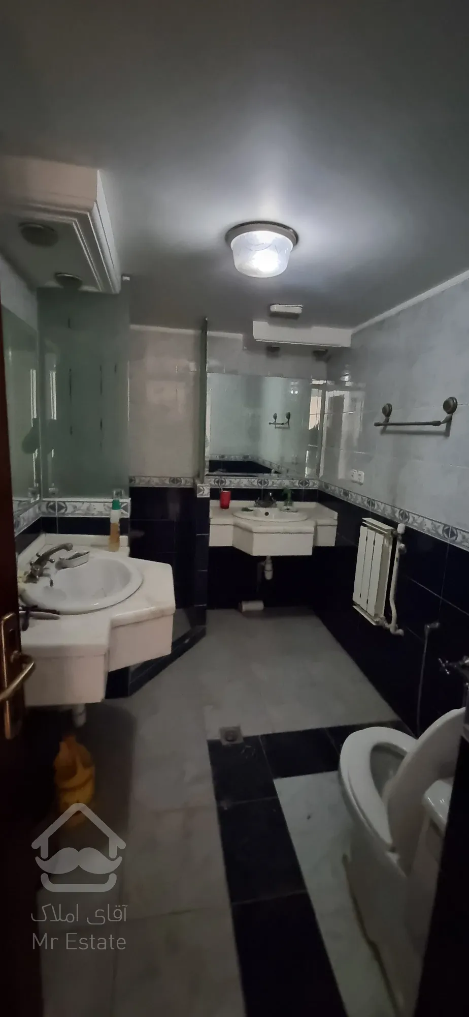 موقعیت اداری ویلایی ۶۰۰ متری