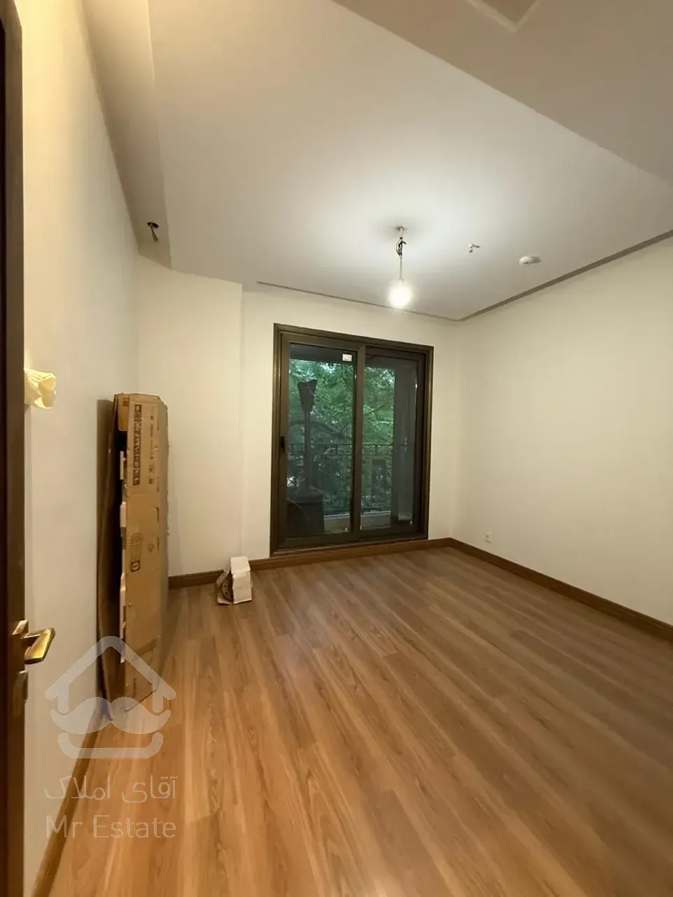 164 متر ۳ خواب ۲پارکینگ ۲نبش