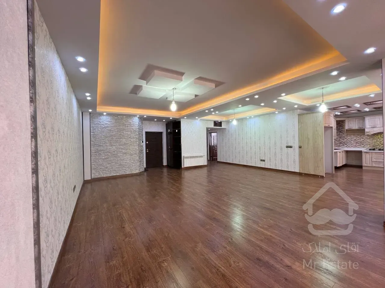 ۸۰متر۲خواب نور مستقیم تاپ لوکیشن