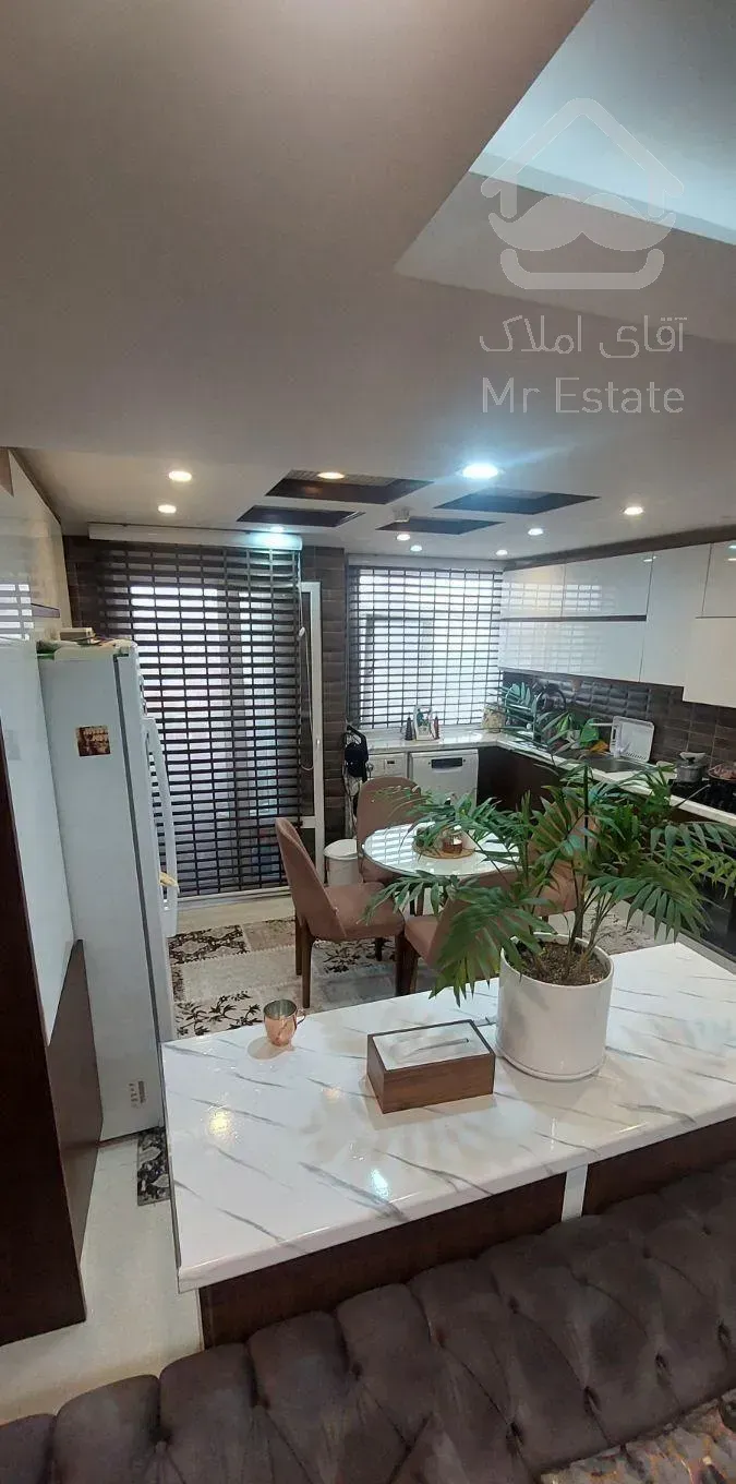 ۹۶ متر  حوالی پاستور