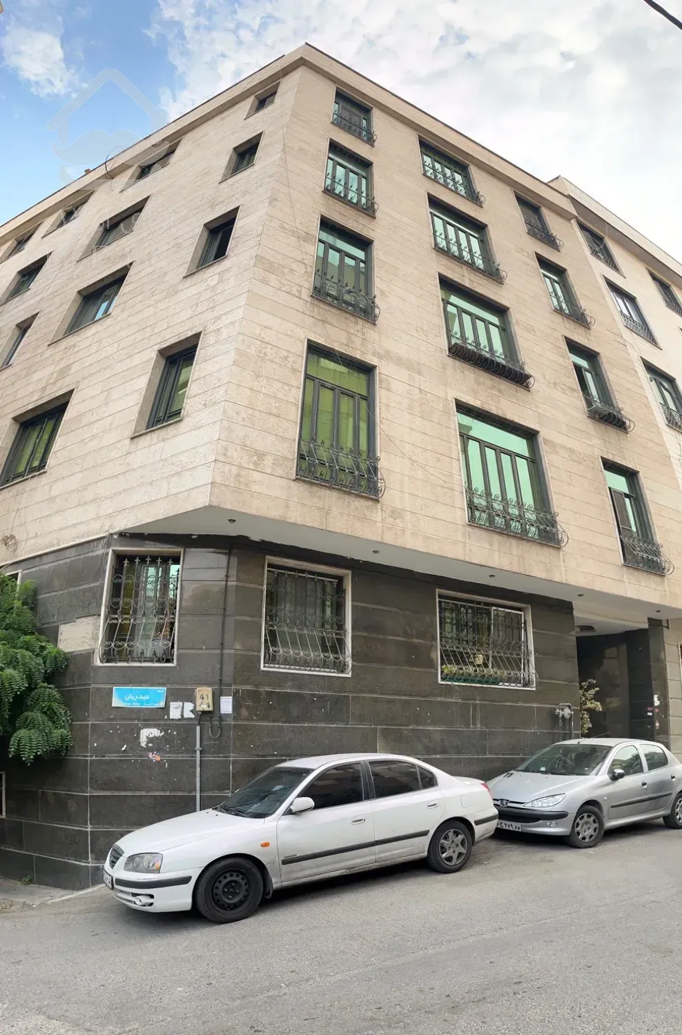آپارتمان 112.25متری در سلیمی خیابان دولت