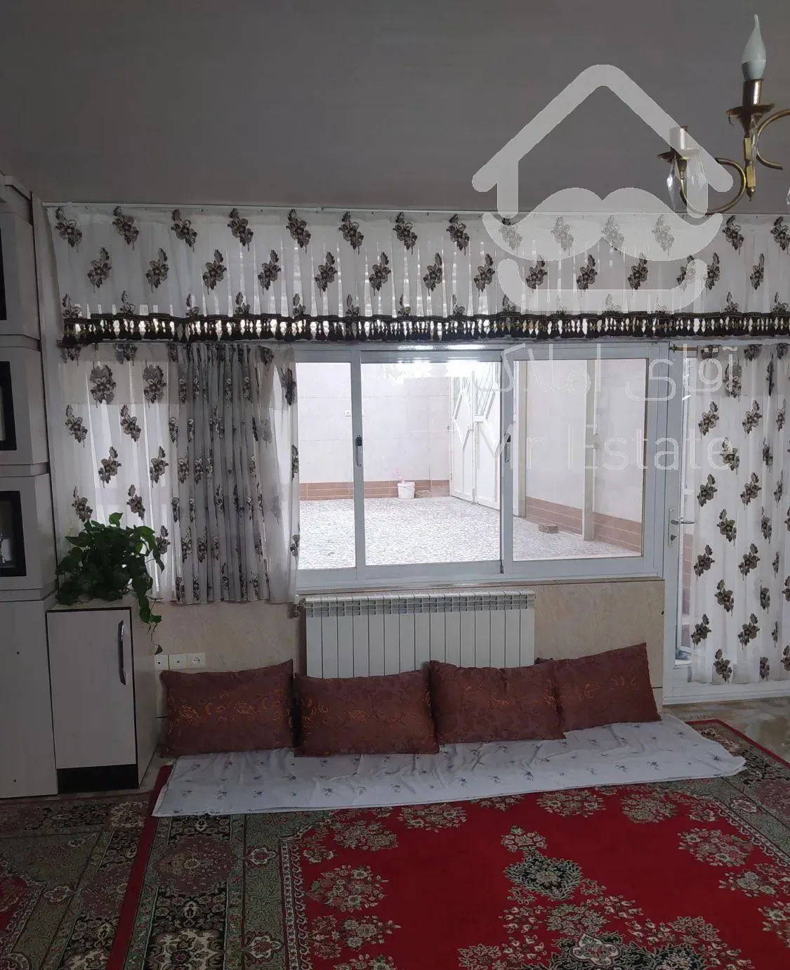 در خدمت مسافران  امیدوارم سفرخوبی راتجربه کنید