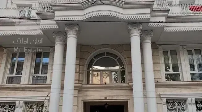 زعفرانیه ( جنب کاخ ) ۱۰۰۰ متر ویلایی بدون مشرف