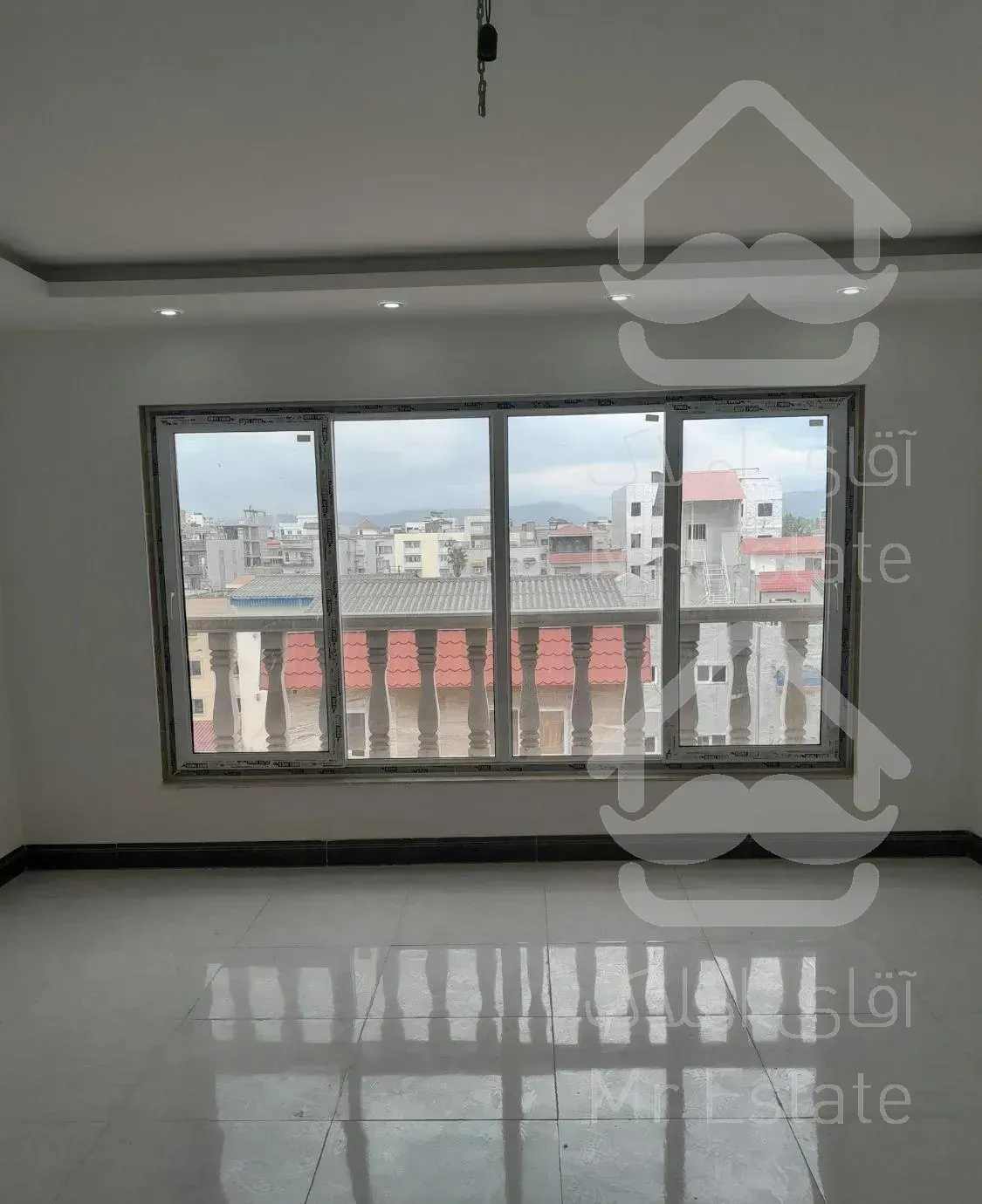 آپارتمان ۱۴۲متری طبقه ۵تک واحد شاهد