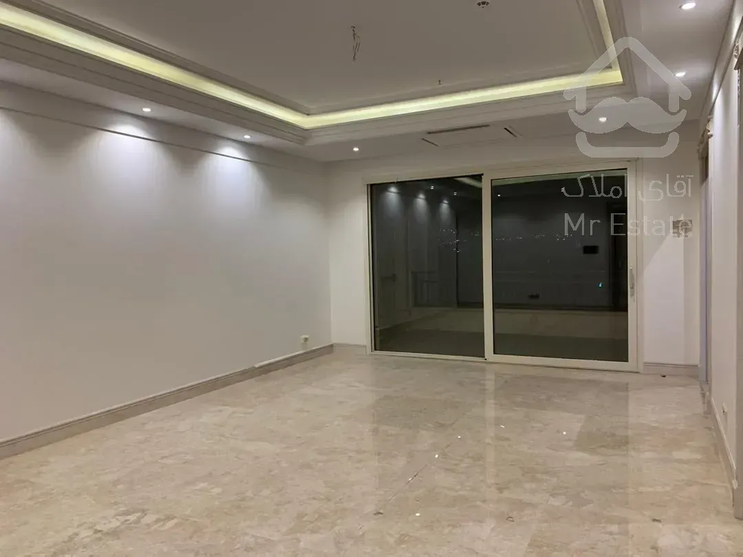 فروش 215 متری فرمانیه