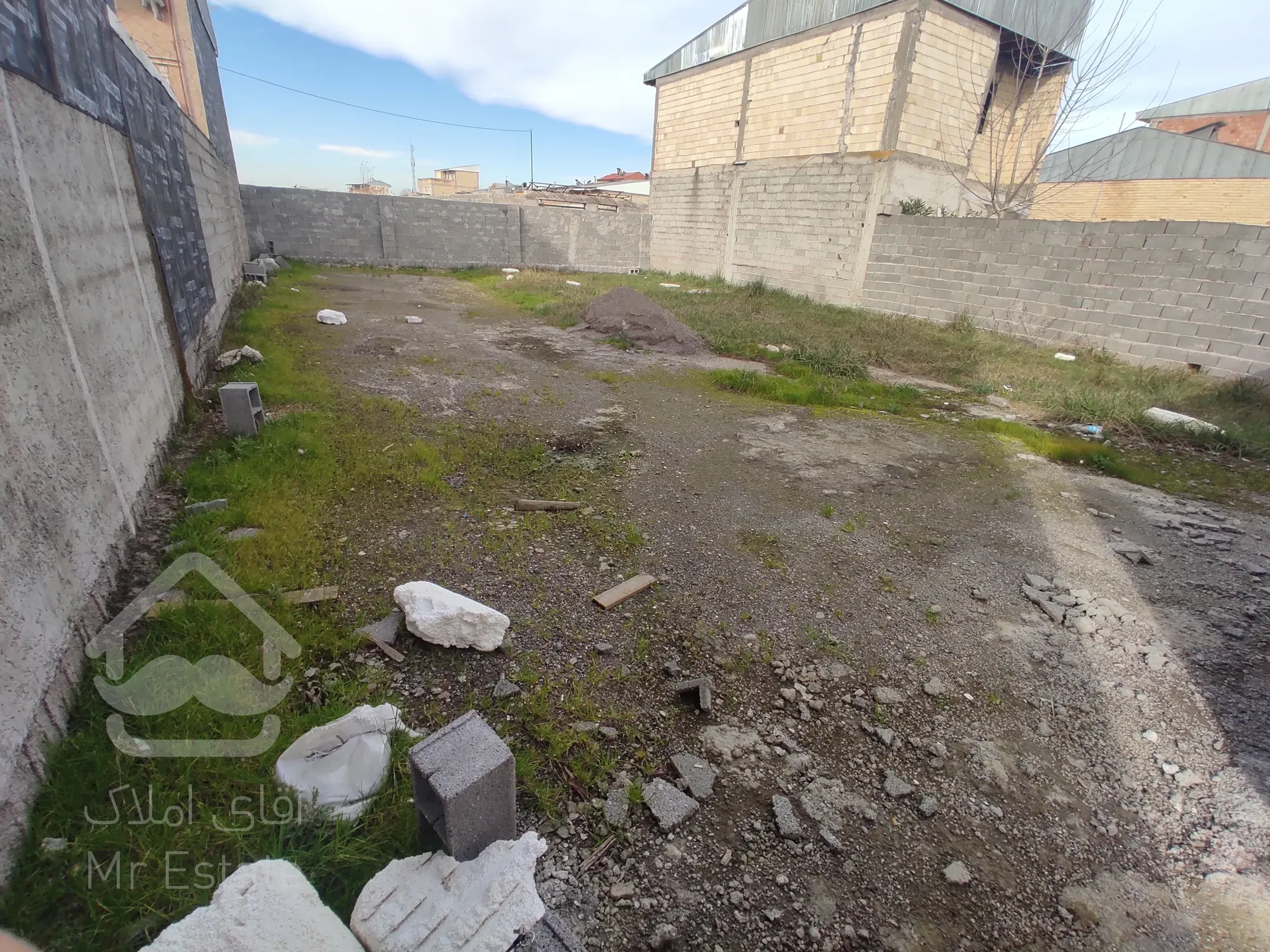 ۳۰۱ متر دوکله بر اصلی با ۱۴ متر بر