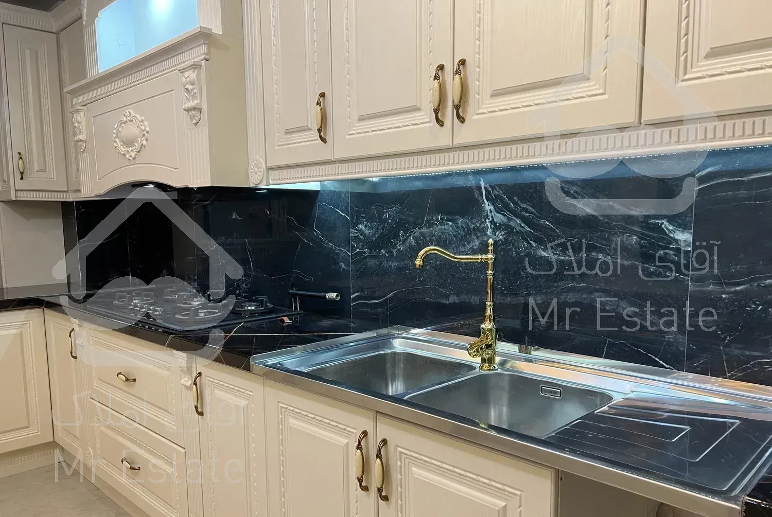 ۱۳۰متر فول تک واحد