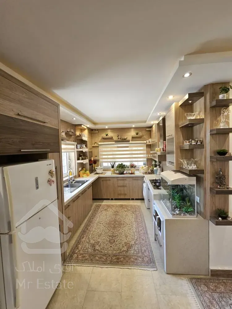 فروش ویلای ۳۰۴ متری بلوار نیکبخش