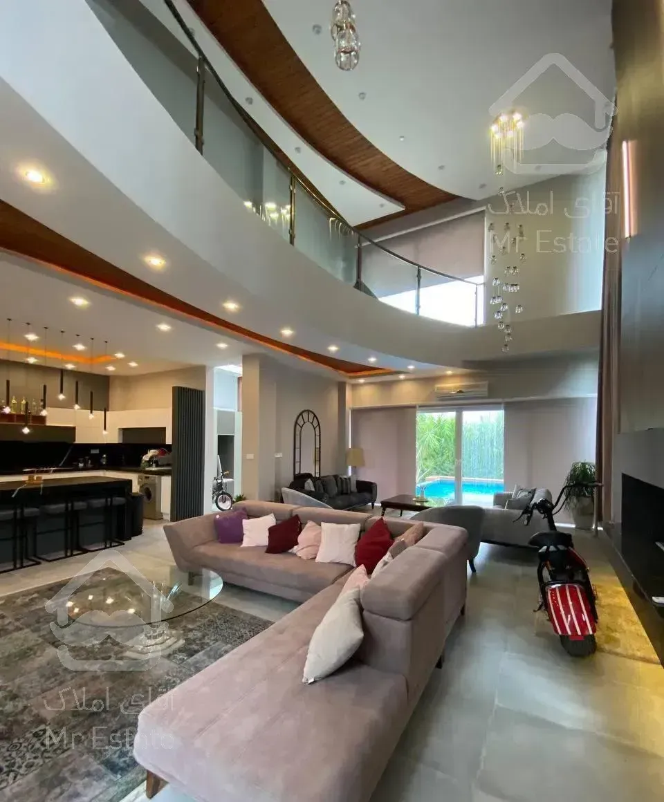 ویـلا باغ مدرن 340متری/استخرچهارفصل+پایانکار