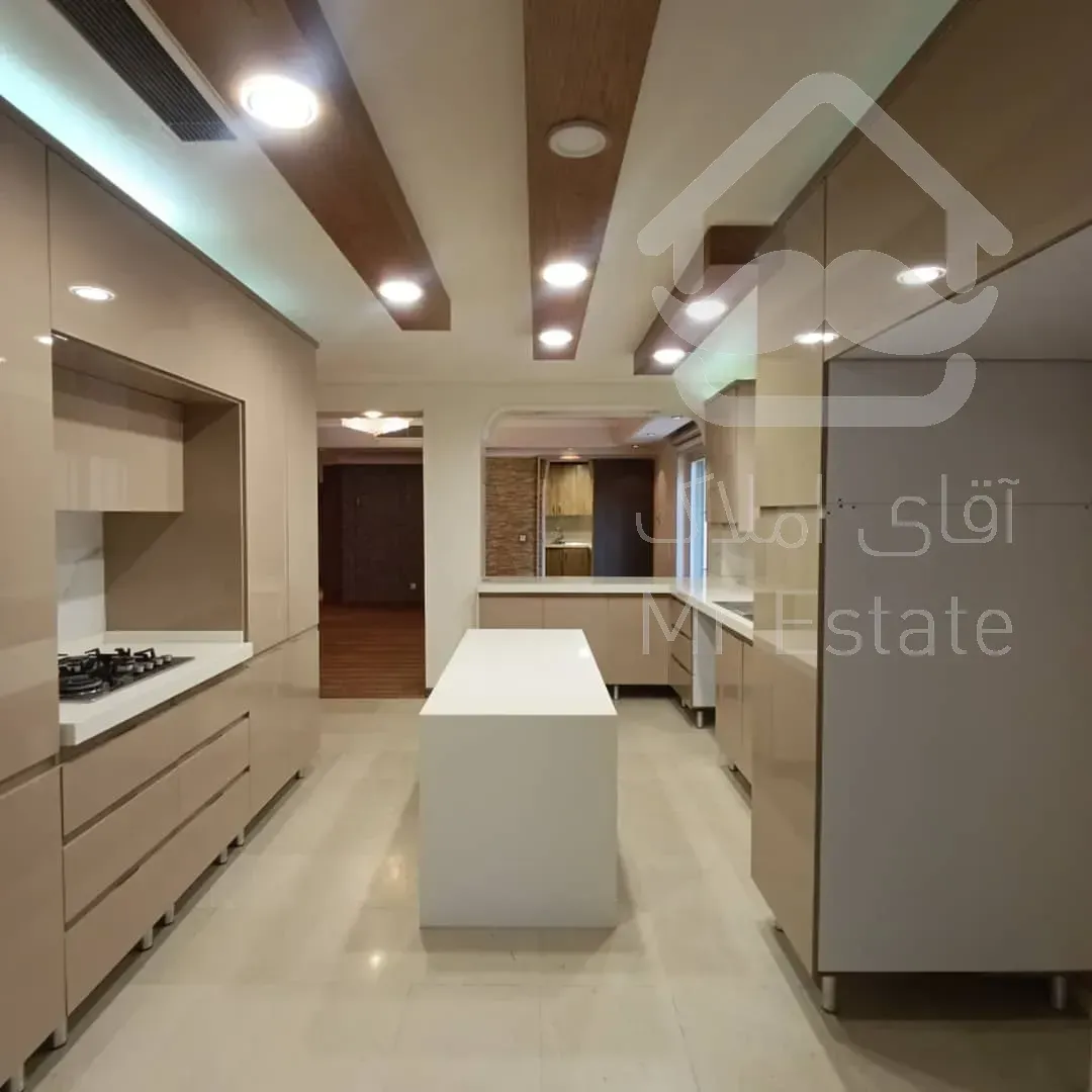 فروش اپارتمان 260 متری زعفرانیه