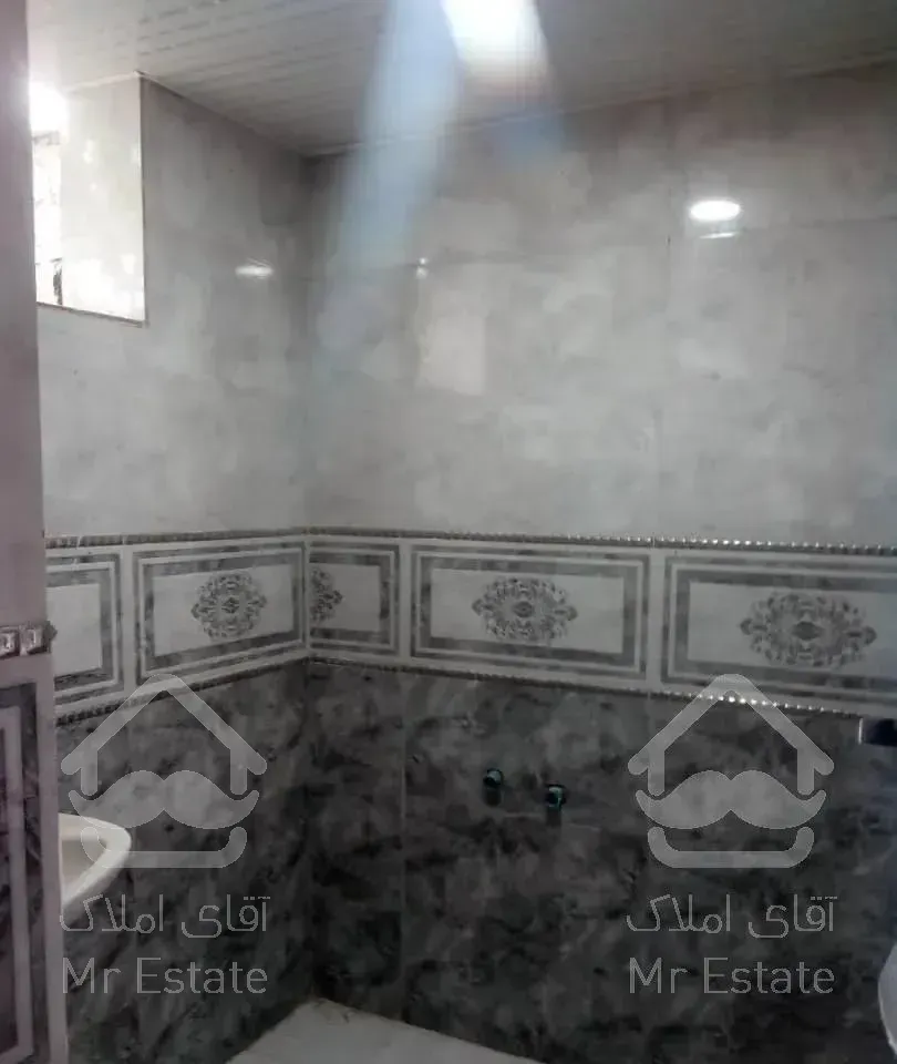 ویلا ۲۳۰متر شهری