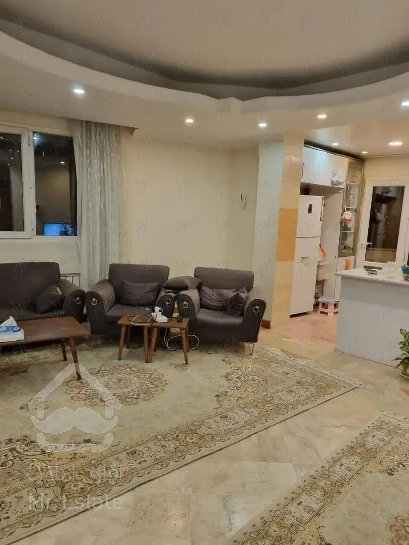 ۸۸متر۲خواب فول روبه کوچه