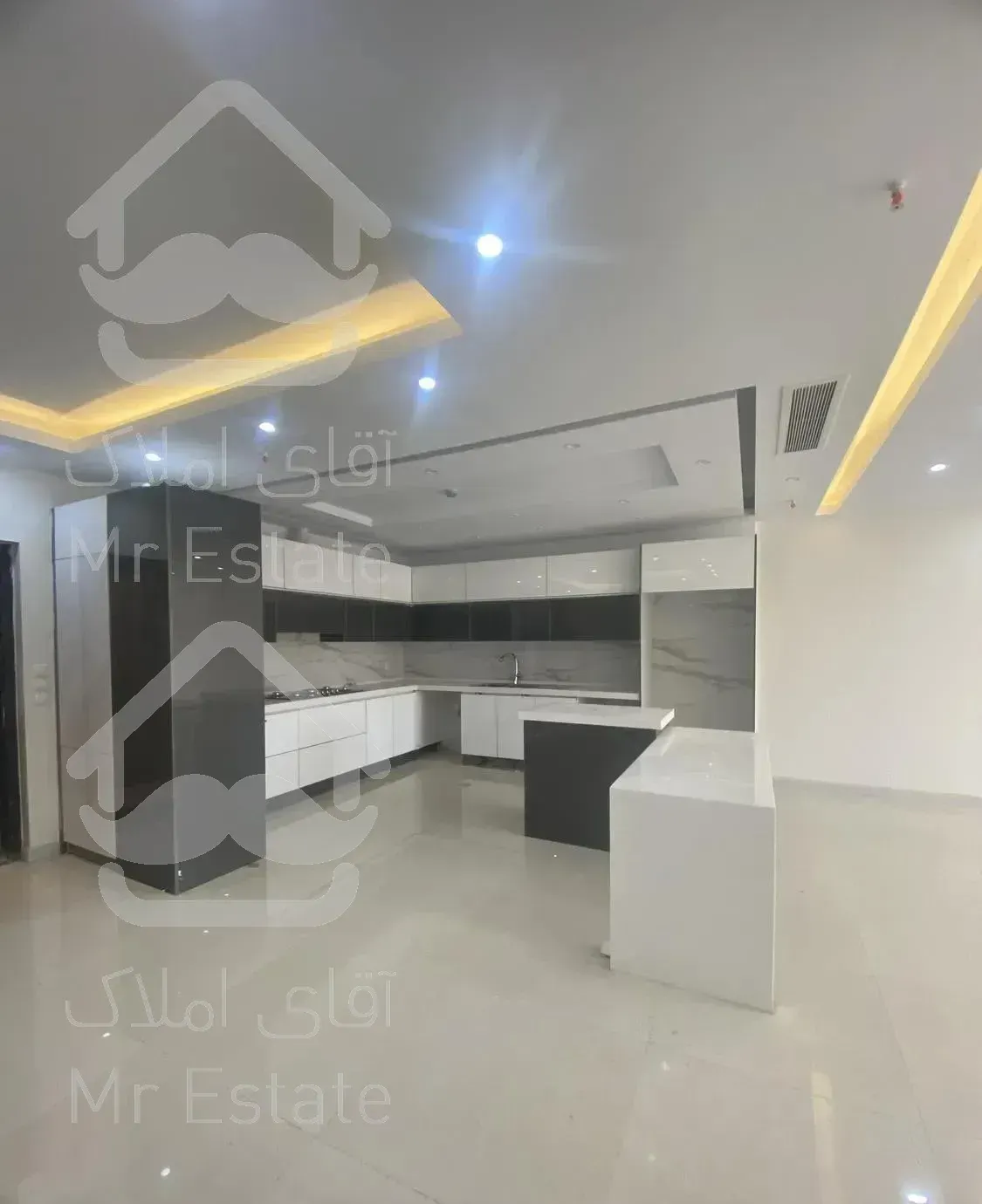 روبروی مترو شریعتی ۳واحد۱۰۵متری۲خواب تکواحدی