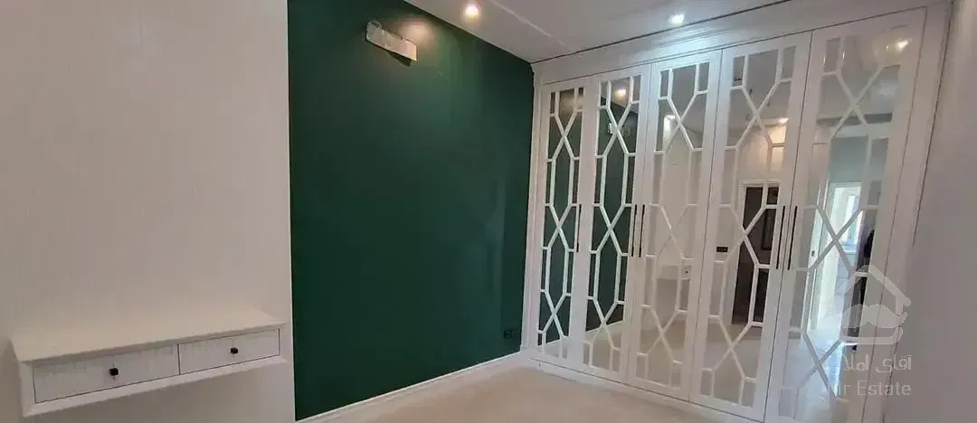 اپارتمان۱۱۱مترنزدیک حرم امام رضا/اخوندسرشورشیرازی