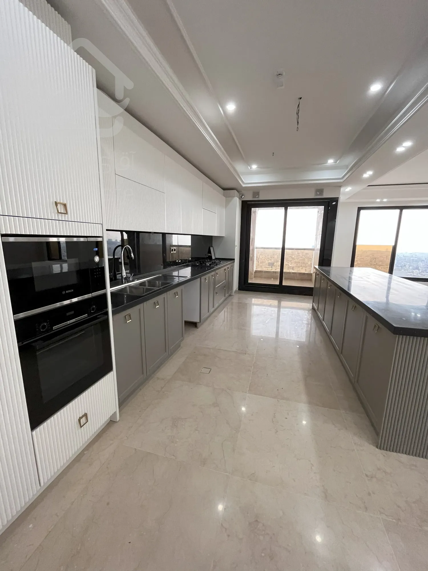 فروش آپارتمان 202 متری 3خواب برج لوکس رونیکاپالاس قیطریه