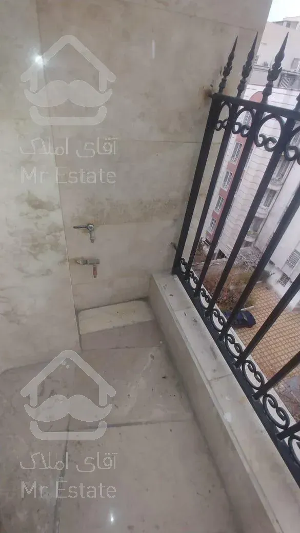 160 متر تاپ لوکیشن دروس