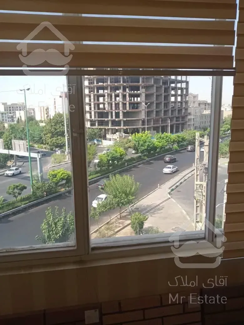 فروش یا تهاتر با مسکونی 75 متر سند اداری بر حکیم غرب تابلو خور