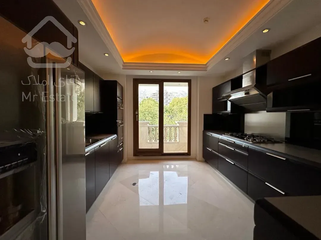 فروش اپارتمان 180 متری زعفرانیه