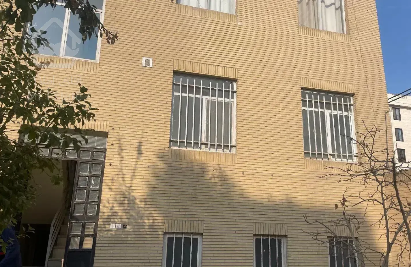 رهن کامل واحد ۶۵ متر دوخوابه نورگیر در تهرانسر