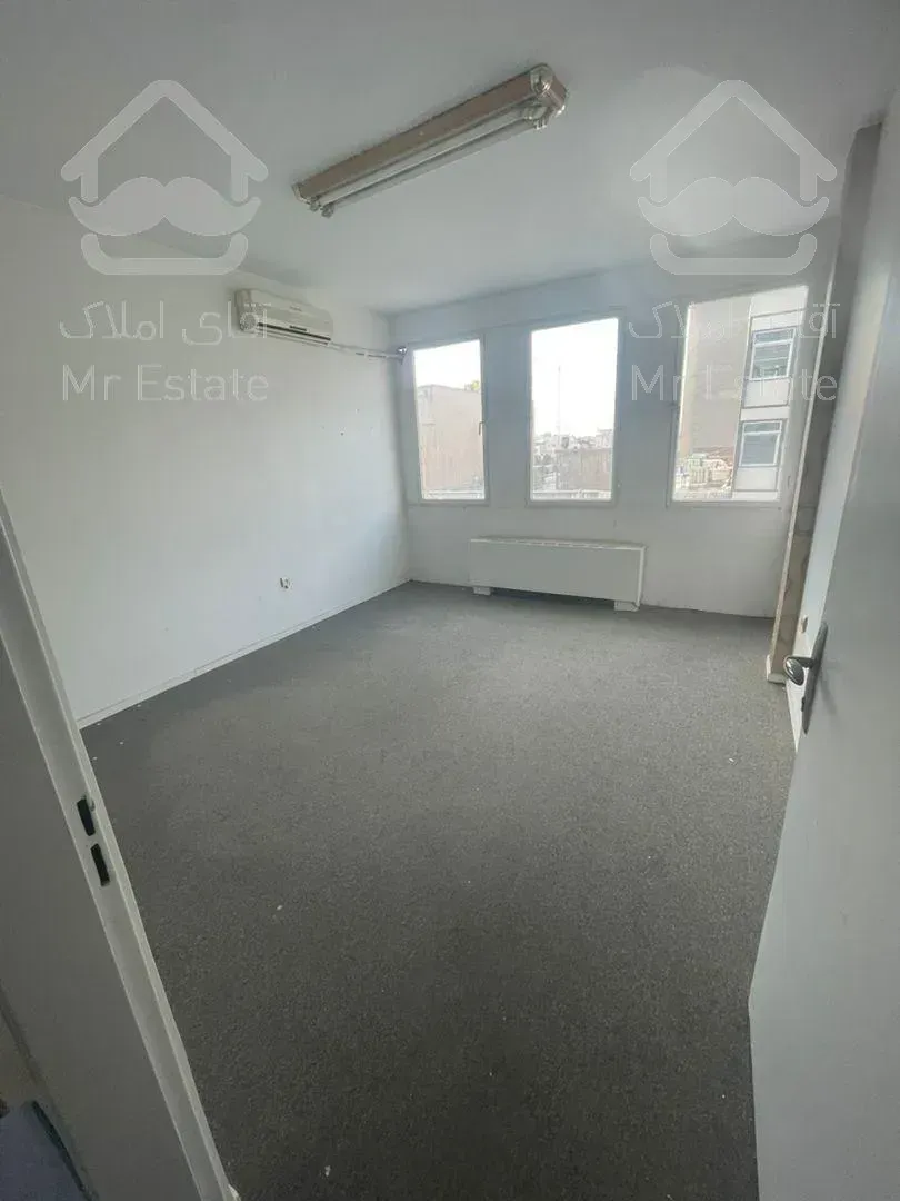 120 متر سند اداری ایرانشهر