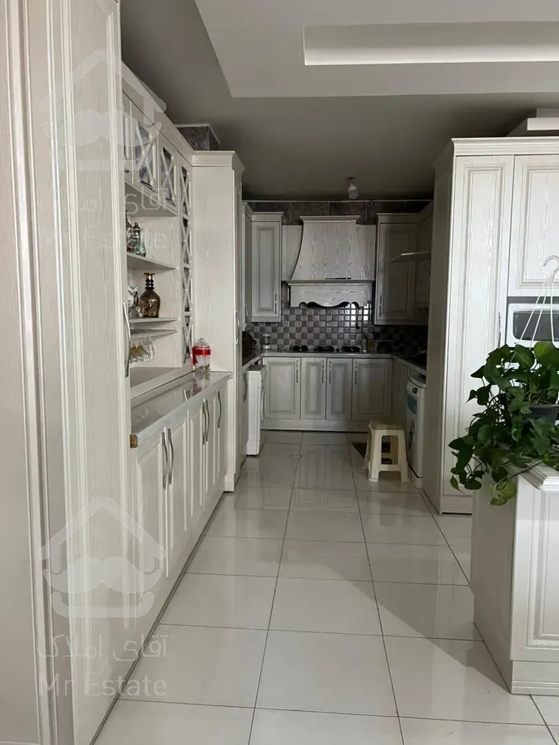 آپارتمان خیابان ۱۵ خرداد