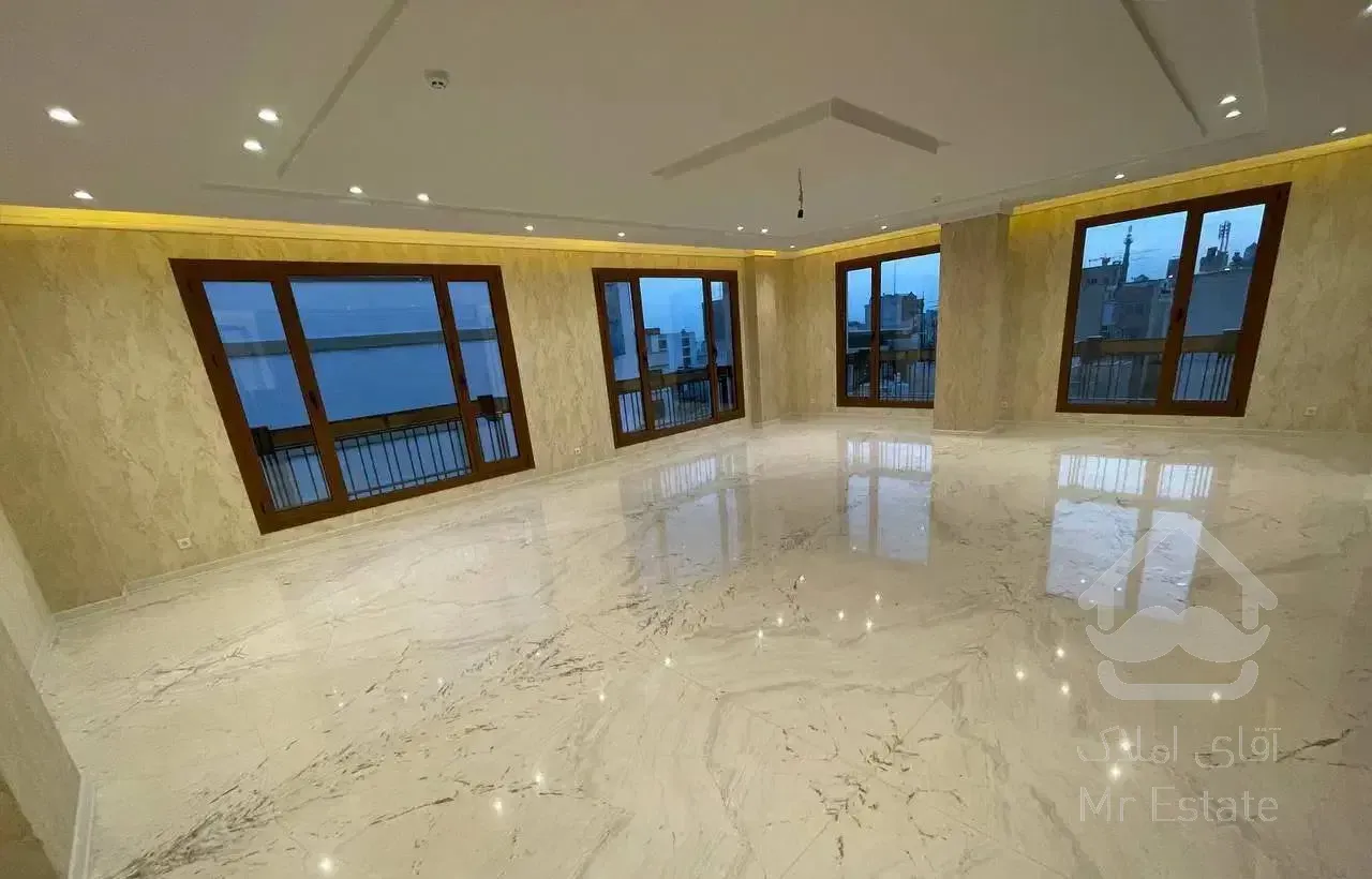 ۱۴۰متر ۳خ/آکواریوم ۳نبش/سهروردی شمالی/مشاعات دار