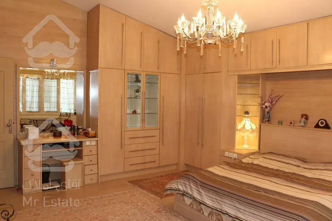 ويلايي شهرك غرب ٢٥٠متر