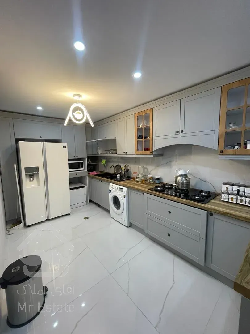 ۹۹متر۲خواب فول روبه کوچه