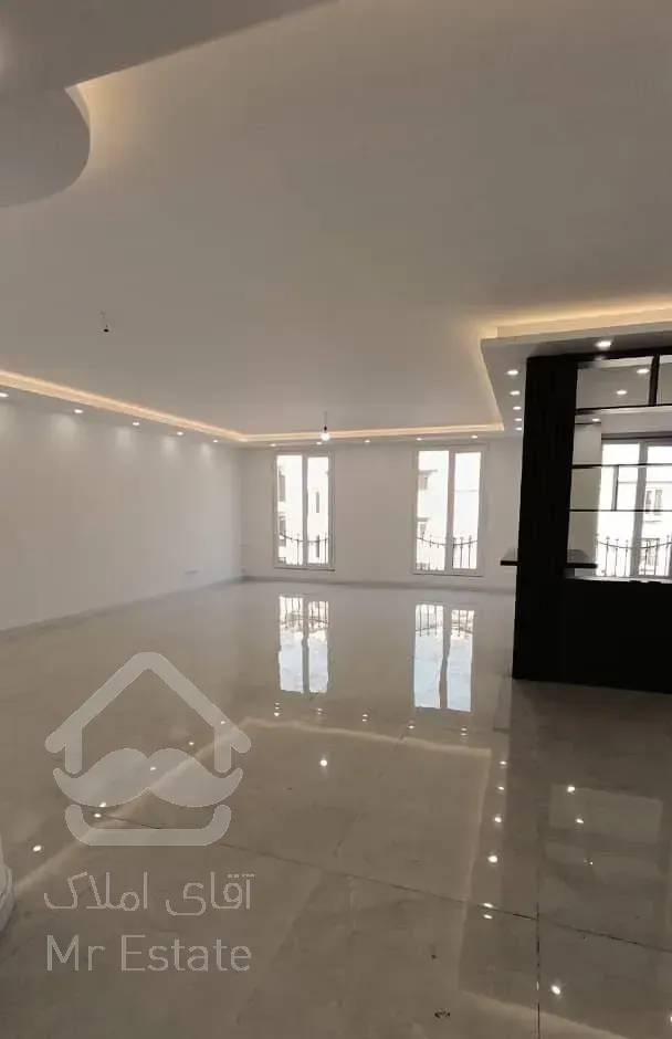 فروش آپارتمان ۱۴۰ متری ۳ خوابه در سعادت‌آباد