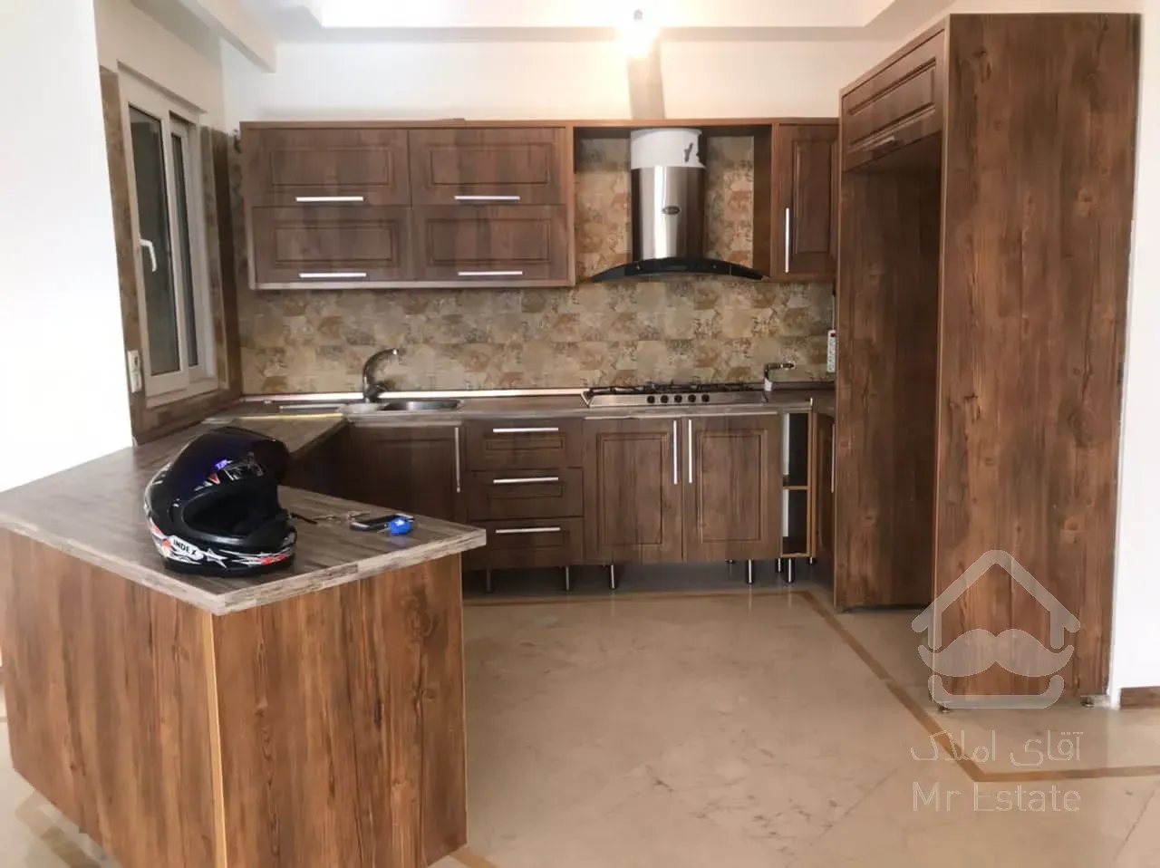 فروش 125 متری پاسداران