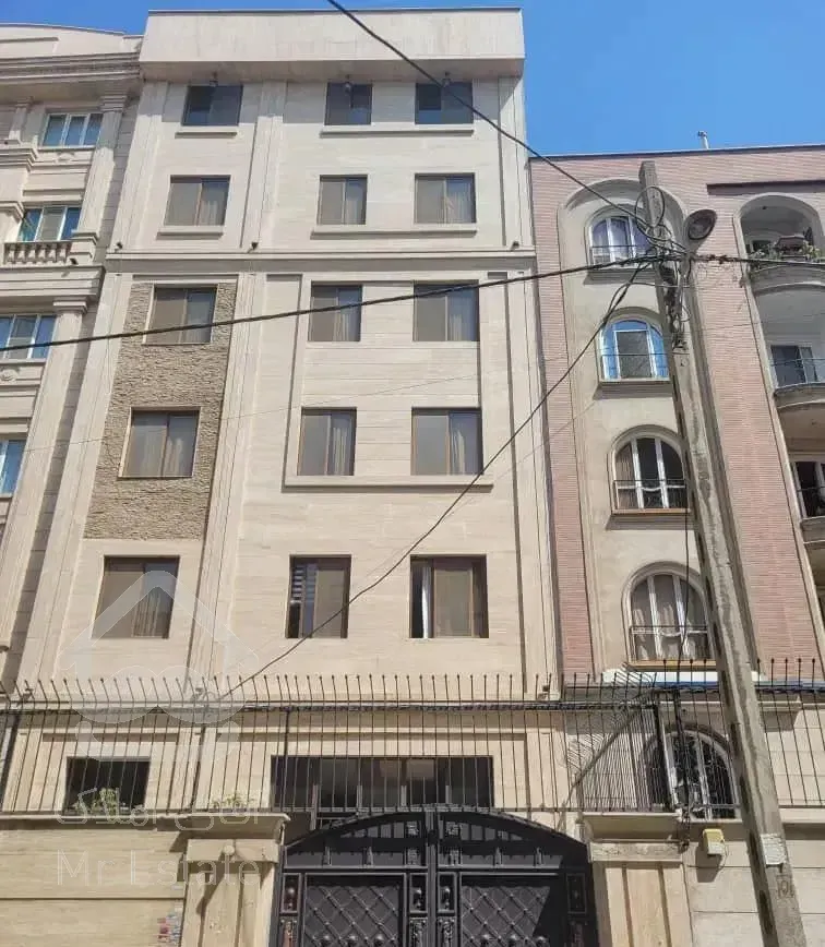 آپارتمان ۱۴۰ متری ۳ خوابه در امیرآباد