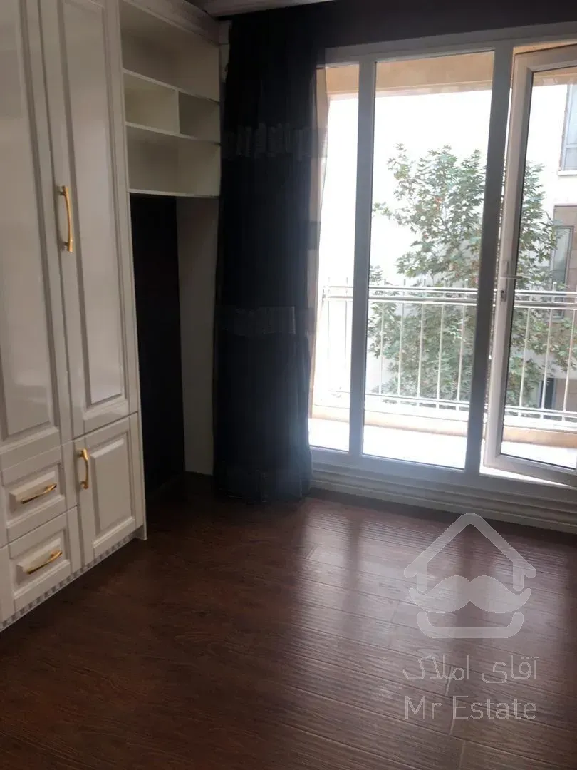 فروش اپارتمان 200 متری زعفرانیه