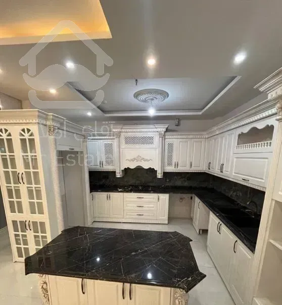 آپارتمان105متری/نزدیک به حاشیه/سرجلو/اکبری