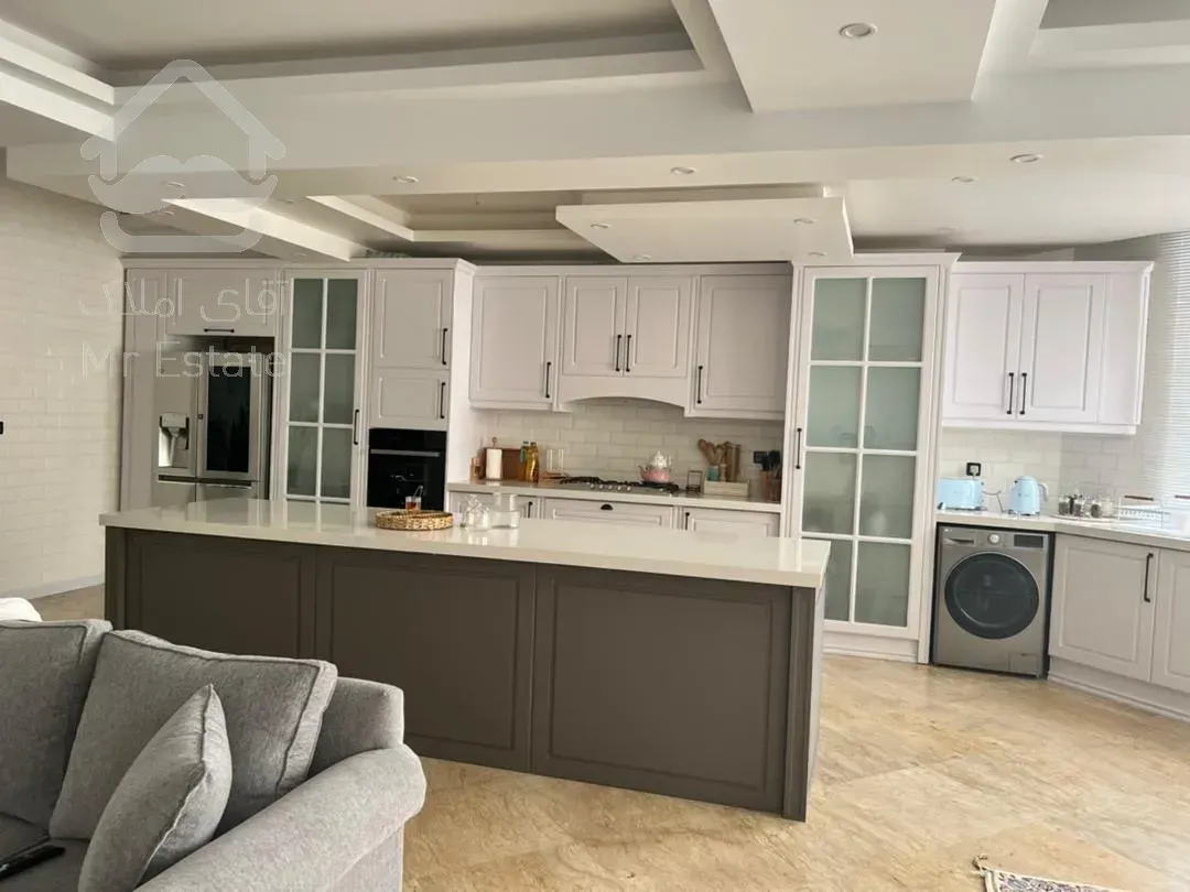 فروش آپارتمان ۸۰ متری ۲ خوابه نما تراورتن سالن پرده خور در فردوس