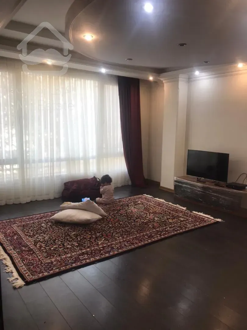 فروش 86 متری پاسداران