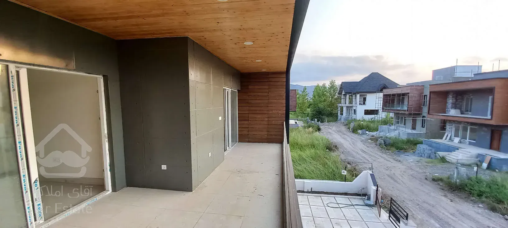 فروش ویلا لاکچری مدرن شهرکی تنکابن