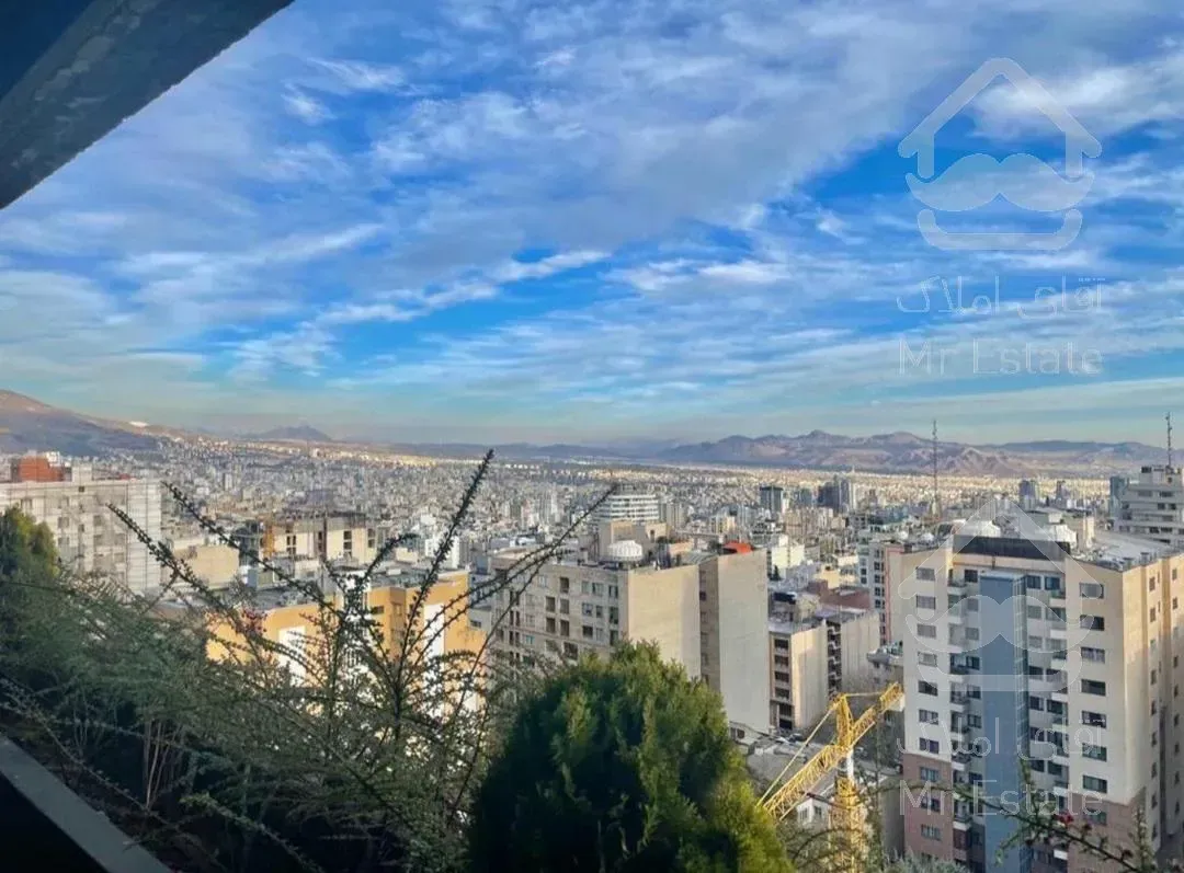 فروش 145 متر آپارتمان اداری پاسداران