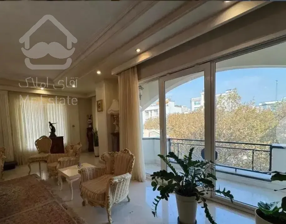 دروس/۲۵۰متر/۴خواب/۳پارکینگ/فول مشاعات