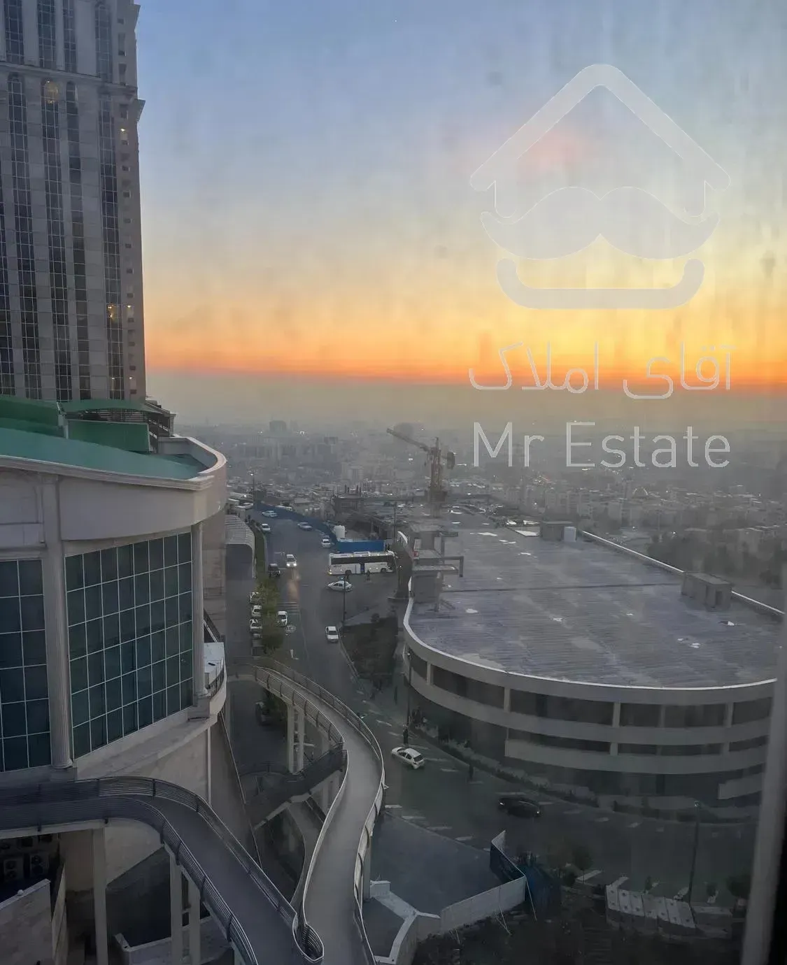 ۷۸ متر دو خوابه مبله بام سعادت آباد