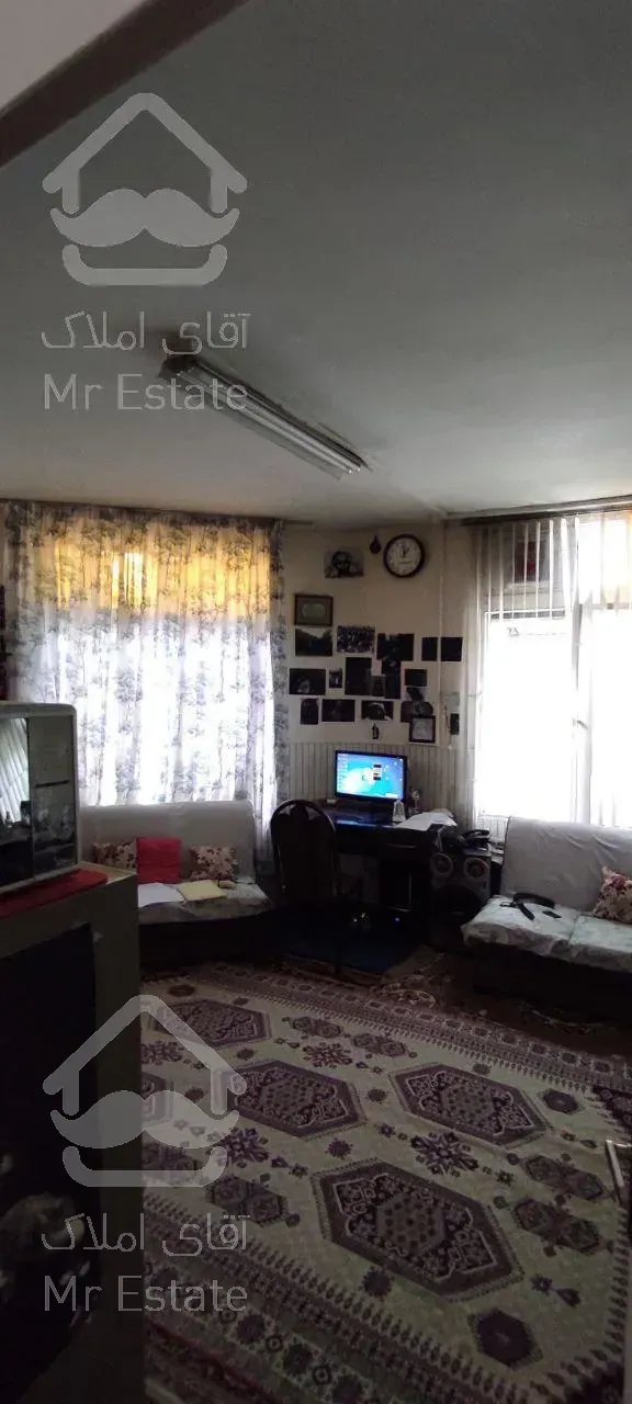 ملک کلنگی اداری و مسکونی با بهترین نورگیری